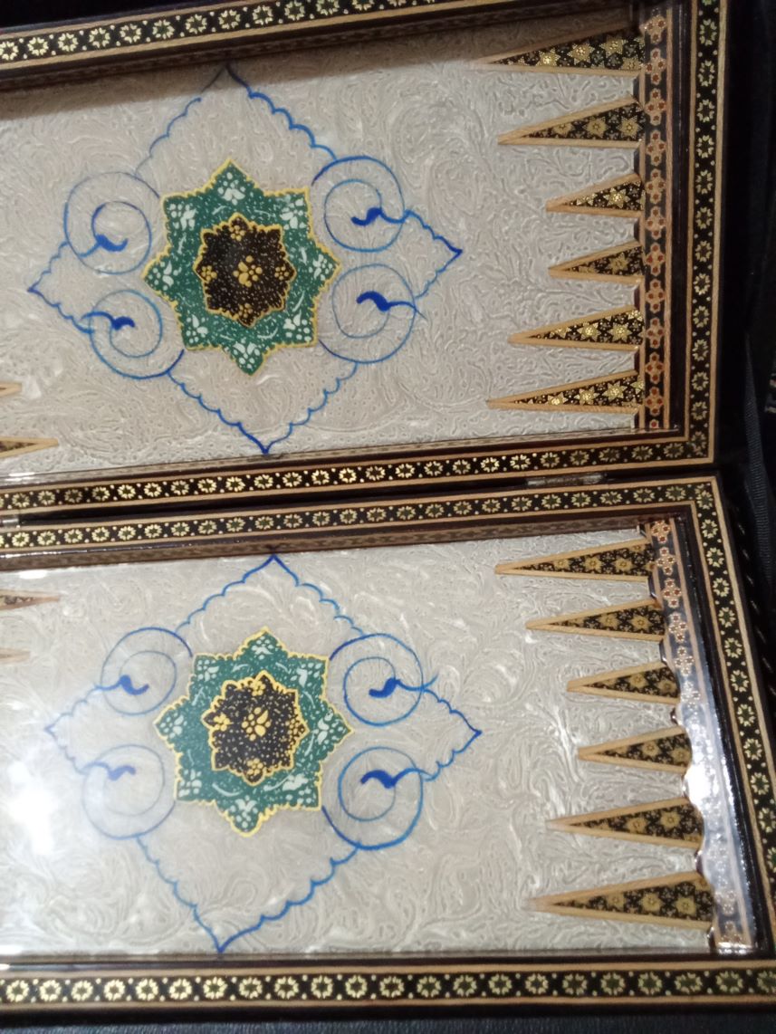 تخته نرد و شطرنج